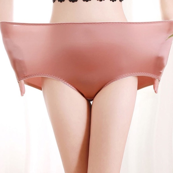 High waist slippery Satin Panties. Plus size panties. Stretch Plus size Satin - Picture 2 of 6